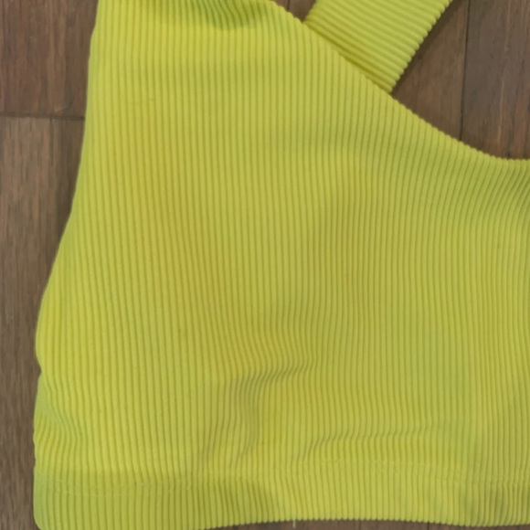 Onzie NWT Half Moon Bra - Picture 6 of 10